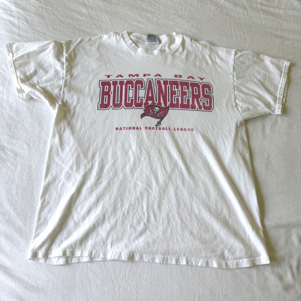 90's Tampa Bay Buccaneers NFL T-Shirt 2XL White Graphic Tee Short Sleeve - Picture 4 of 6